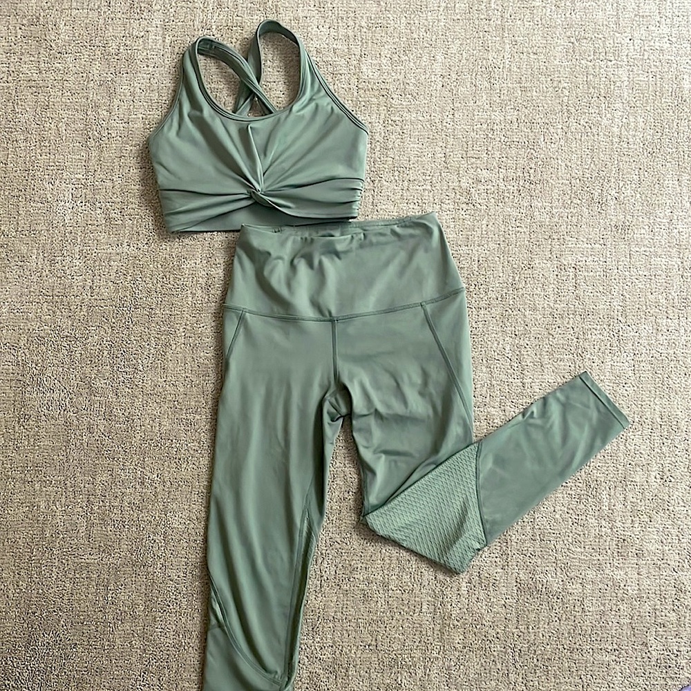 Green Workout legging set with sports bra